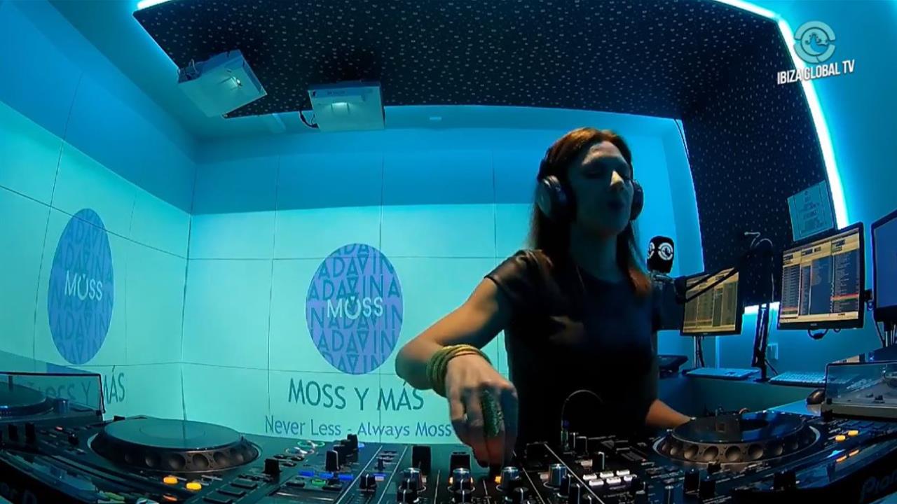 Davina Moss - Live @  Moss Y Mass [02.10.2019]