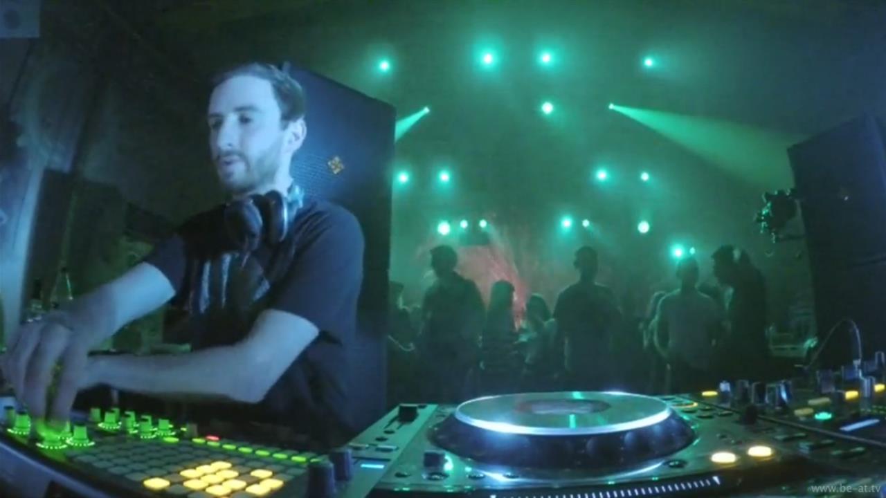 Max Cooper - Live @ ADE 2014: NGTHDVSN