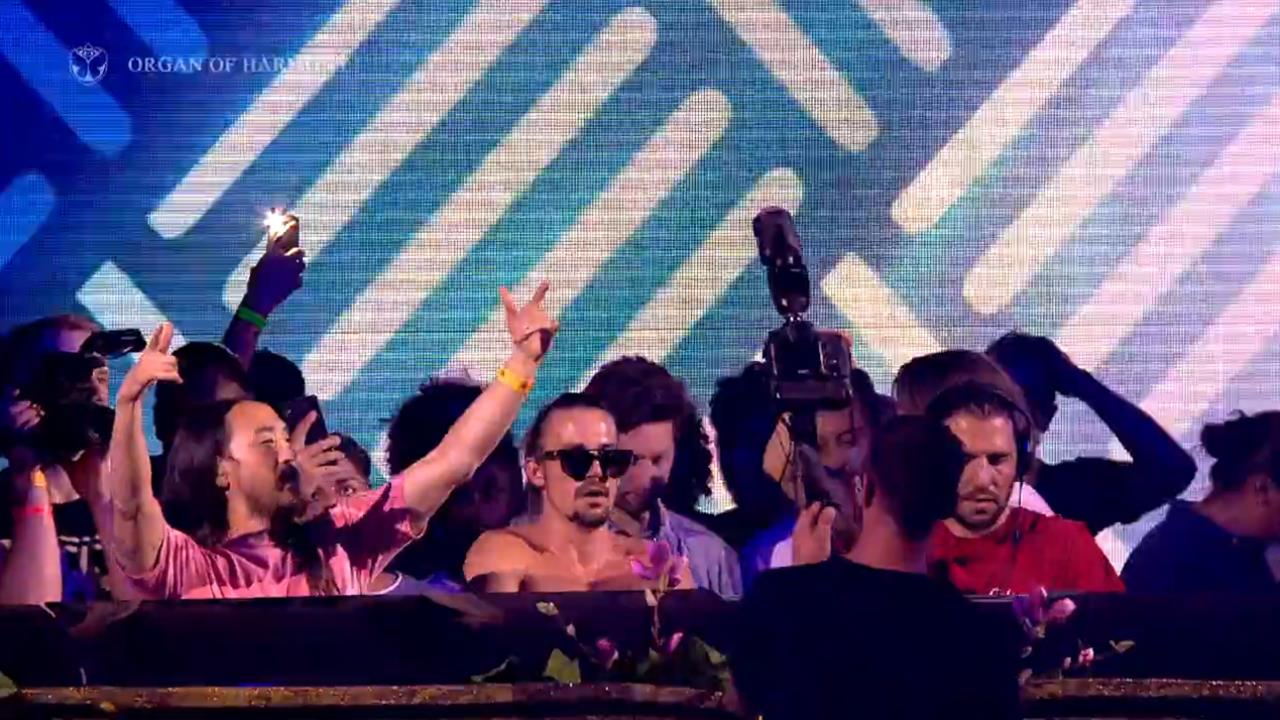 3 Are Legend (Dimitri Vegas & Like Mike & Steve Aoki) @ Tomorrowland Belgium 2018 W2 Smash The House Stage