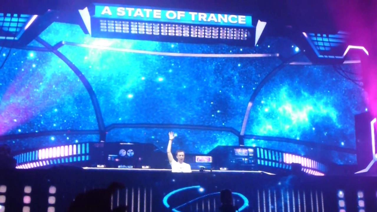 Andrew Rayel - Live @  A State of Trance, ASOT 650 2014